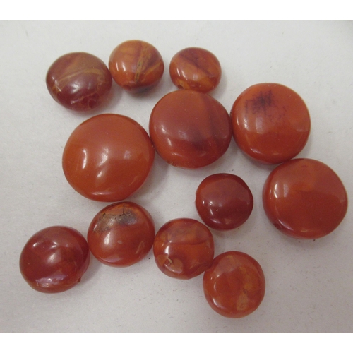 117 - Loose, irregularly formed amber coloured beads