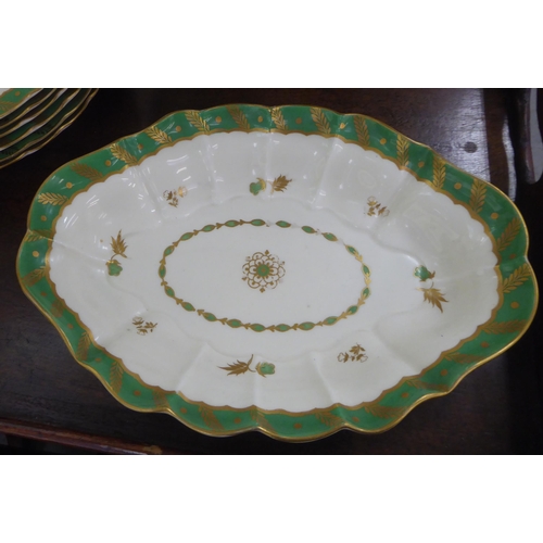 261 - An early 20thC Royal Worcester porcelain dessert service, comprising an oval serving dish, a pedesta... 