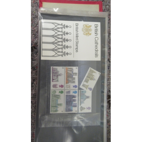 293 - Uncollated postage stamps, presentation packs and First Day covers 