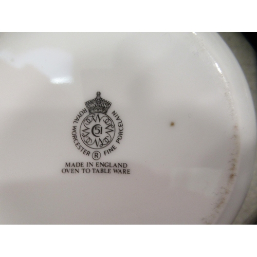 26 - Royal Worcester china Evesham pattern tableware