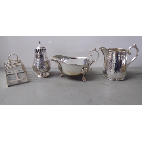 225 - Silver plated tableware: to include teaware; and an entree dish and cover