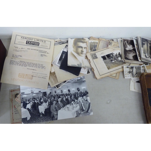 405 - 19thC and later ephemera: to include period photographs; used postcards; Navy and other group photog... 