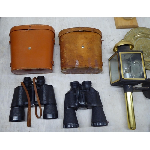 58 - A mixed lot: to include two cased pairs of binoculars; and a coppered oak, bar top spirit barrel&nbs... 