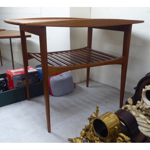 15 - Small vintage furniture, viz. a France and Son teak two tier occasional table, raised on turned, tap... 