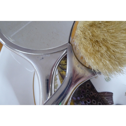 18 - Silver and white metal collectables: to include dressing table items; and napkin rings&nbsp; mixed m... 
