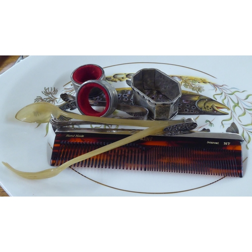 18 - Silver and white metal collectables: to include dressing table items; and napkin rings&nbsp; mixed m... 