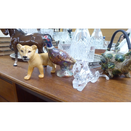 43 - Ceramics and glassware: to include a Lladro porcelain model swan&nbsp; 6