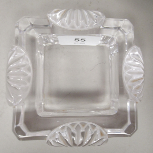 55 - An Art Deco inspired Lalique part frosted and chamfered crystal ashtray with moulded fan ornament  b... 
