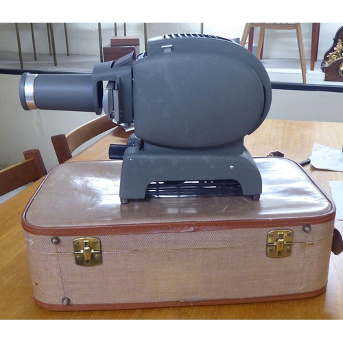 6 - A Leitz Prado projector, model no.170435  9