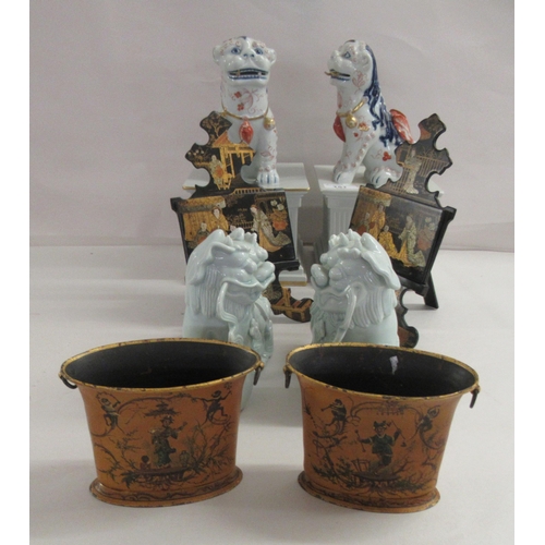 151 - 20thC Oriental collectables: to include porcelain Dogs of Fo  5