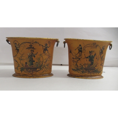 151 - 20thC Oriental collectables: to include porcelain Dogs of Fo  5