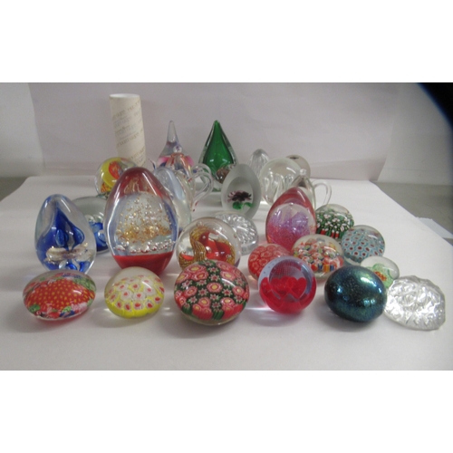 19 - Glass, ornaments and paperweights: to include an Isle of Wight glass cylindrical vase  5