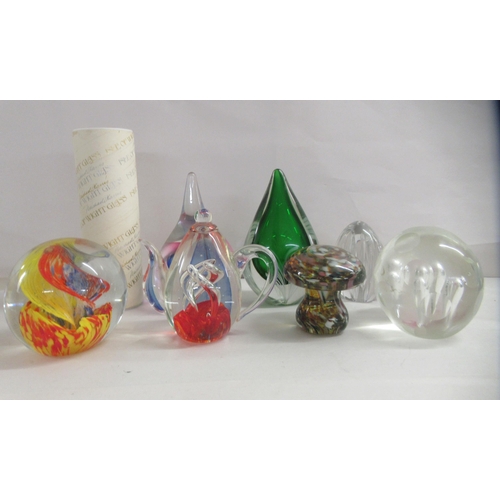 19 - Glass, ornaments and paperweights: to include an Isle of Wight glass cylindrical vase  5