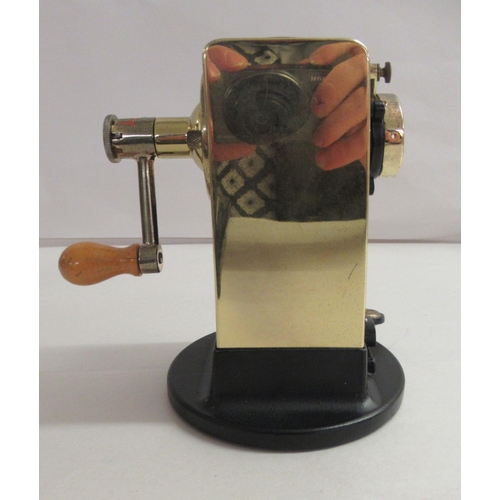 197 - An El Casco M430 desktop pencil sharpener