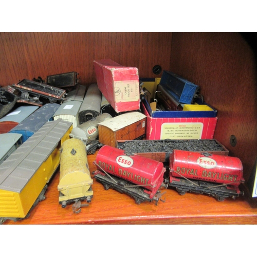 269 - Marklin and Hornby electric and other model locomotives, tenders and carriages