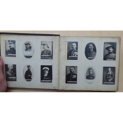 385 - Cigarette cards, 'Ogdens Historical Figures'