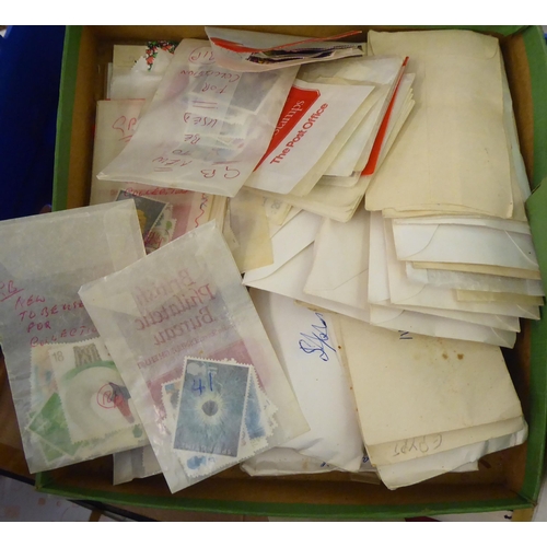 402 - Uncollated, mainly loose and used postage stamps: to include Dutch and other European issues