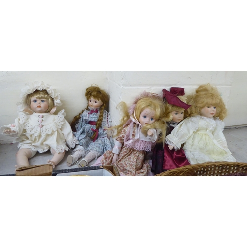 52 - Porcelain and other dolls: to include a 1988 Heritage mint example  15