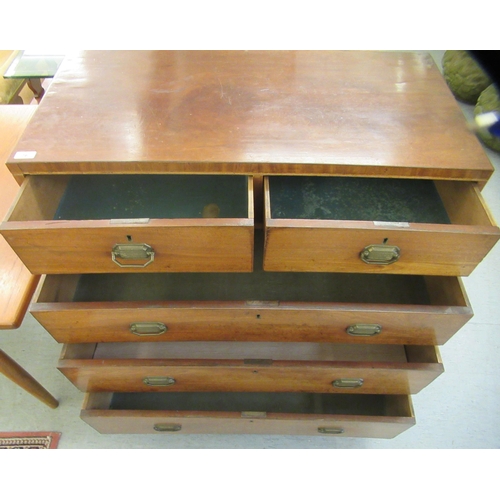 76 - A 19thC mahogany dressing chest with two short/three graduated long lockable drawers with brass bail... 