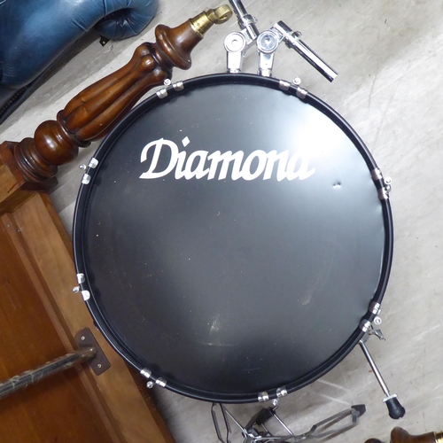 154 - A Diamond seven piece drum set