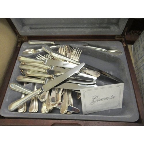 380 - Silver plated cutlery and flatware, mostly Kings pattern