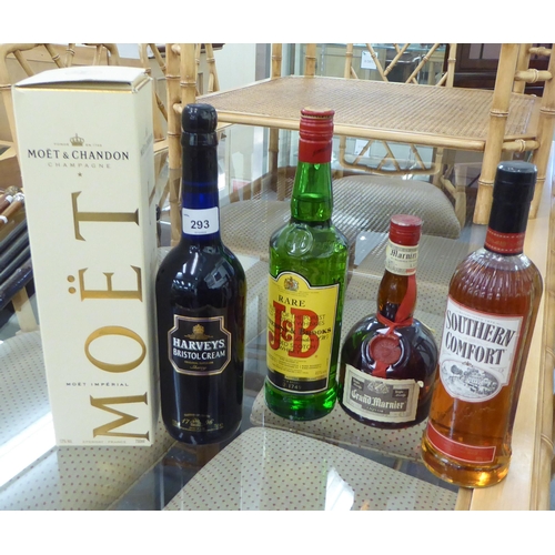 293 - Wines and spirits: to include a bottle of Moet & Chandon Champagne  boxed