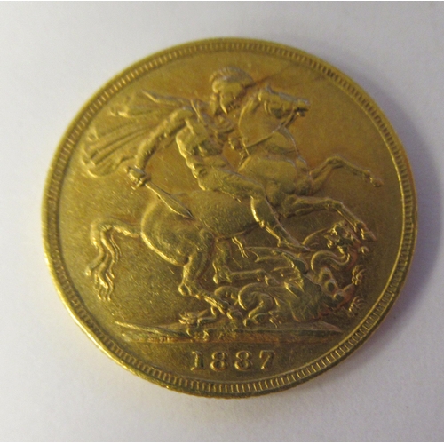 116 - A Victorian sovereign, St George on the obverse  1887 