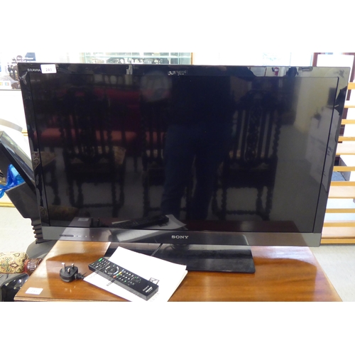 240 - A Sony LCD Bravia 31