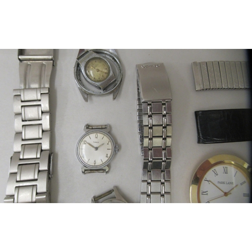 273 - Mainly stainless steel cased wristwatches and loose components: to include examples by Citizen and M... 