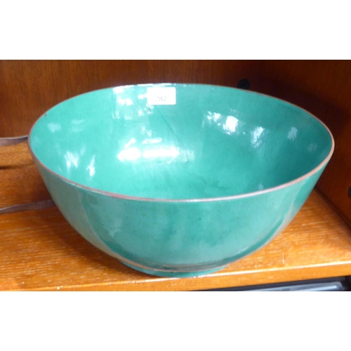 282 - An early 20thC Chinese green glazed porcelain bowl  11.5