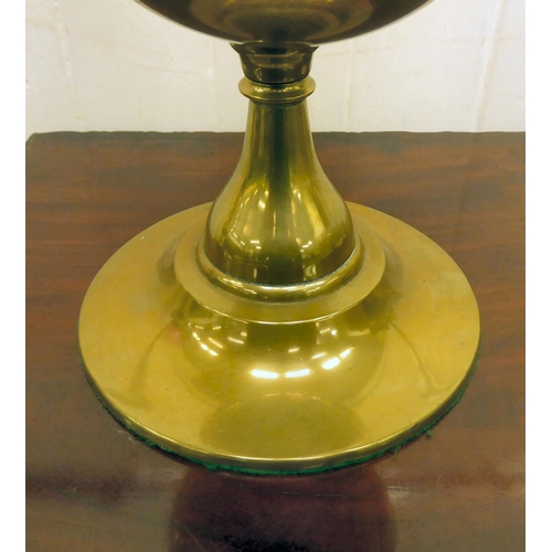 288 - An early 20thC oil lamp, the brass reservoir on an integral stand  13