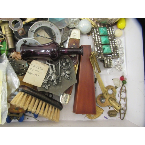 319 - Small curios, clock components and items of personal ornament: to include a rolled gold mourning loc... 