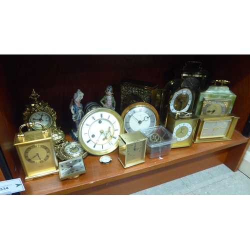 334 - 20thC timepieces, clocks, and loose components: to include examples by Junghans and Tempora 