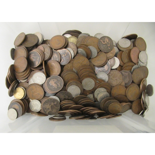 83 - Uncollated British coins: to include Victorian pennies