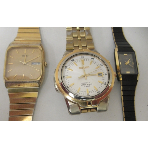 112 - Four variously cased and strapped Seiko wristwatches: to include a Kinetic