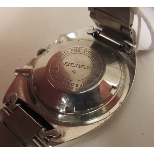 158 - A Seiko Pogue stainless steel cased and strapped chronograph wristwatch, faced by a baton dial with ... 