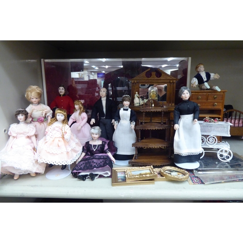 135 - Dolls house furniture and accessories: to include a wooden double bed