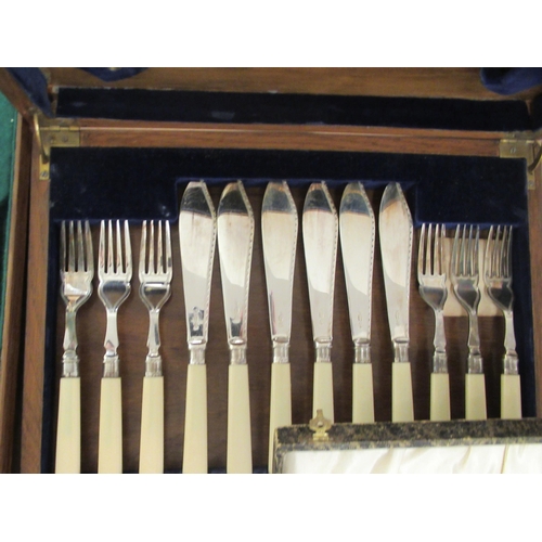 20 - Silver and silver plated tableware: to include cased teaspoons  mixed marks