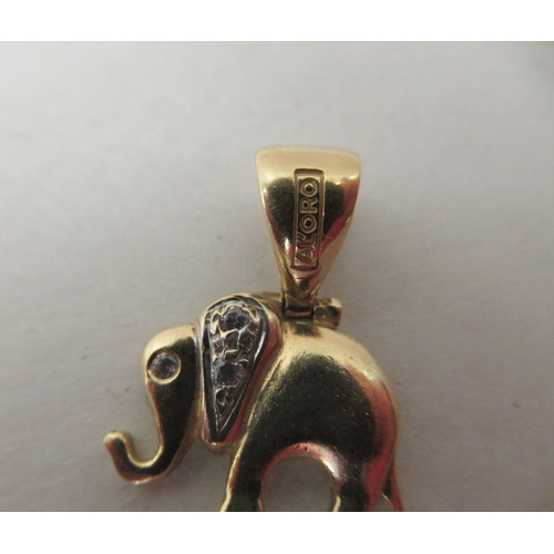 226 - A 14ct gold pendant, fashioned as an elephant