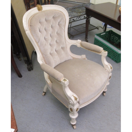 279 - An early 20thC and later white painted showwood framed salon chair with part button upholstered back... 