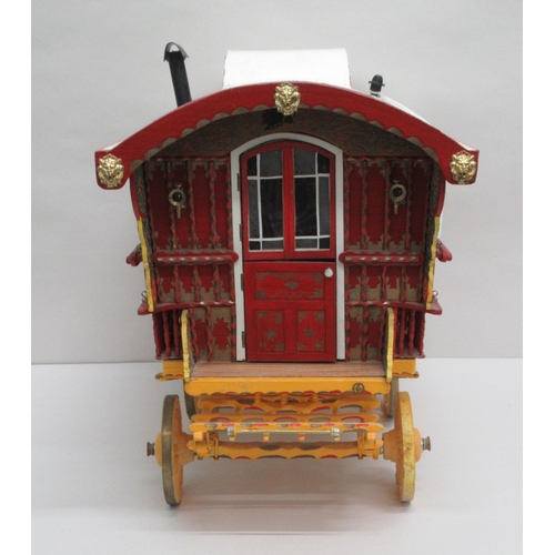 315 - A modern scratch built and handpainted model gypsy caravan  11