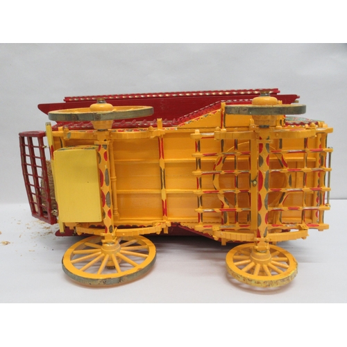 315 - A modern scratch built and handpainted model gypsy caravan  11