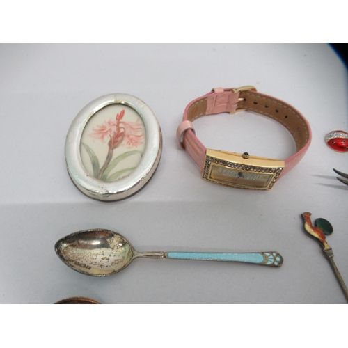 319 - Silver collectables and costume jewellery: to include enamelled spoons  mixed marks