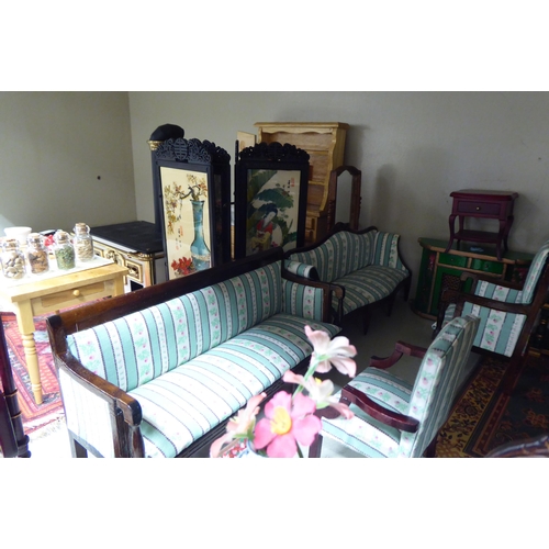 53 - Dolls house furniture and accessories: to include a Victorian style plastic, four fold room screen