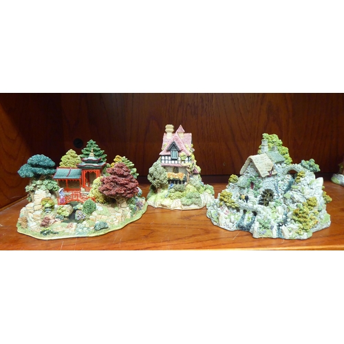 72 - Lilliput Lane cottages to include 'Stocklebeck Mill'  5.5