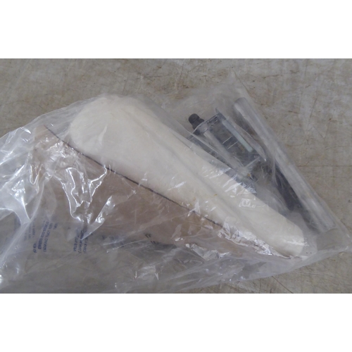 102 - A 1970s/80s Peugeot racing bike with 26