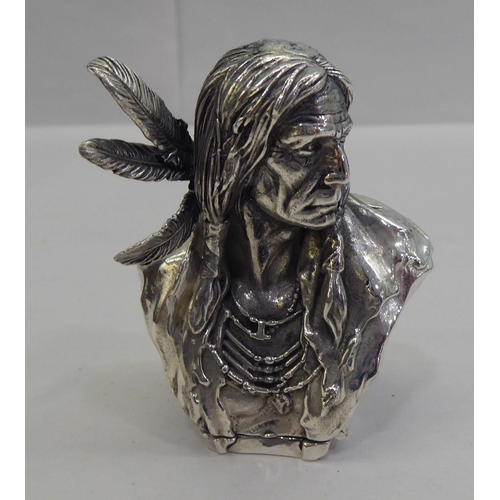15 - A silver plated vesta case, fashioned as a native American Indian