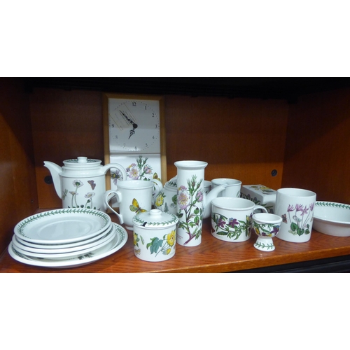 258 - Portmeirion china, Botanic Garden pattern tableware