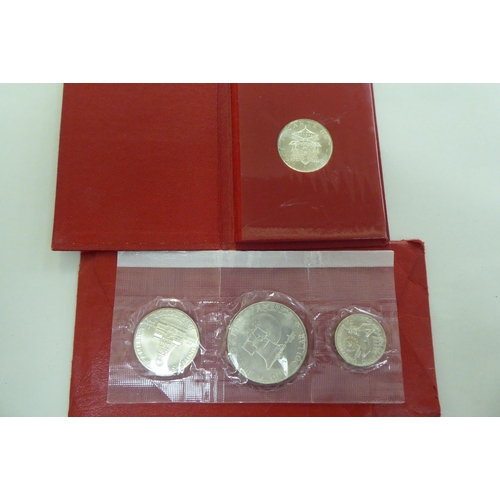 267 - A mixed lot, mainly coins: to include a set of three USA silver bicentennial uncirculated sets