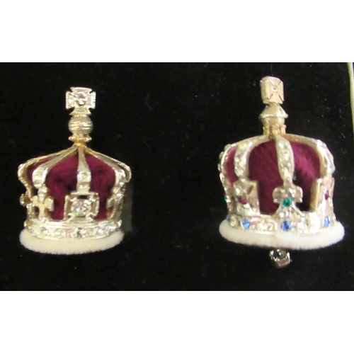 16 - Collectables: to include a Royal Society of St George silver and enamel medal&nbsp; boxed